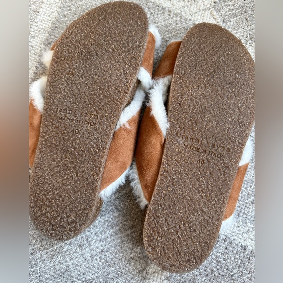 Jenni Kayne Shearling-Lined Slippers - Picture 3 of 5
